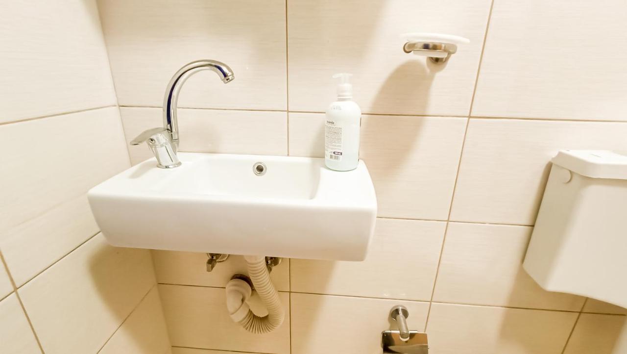Bascarsija Guesthouse - Private Bath, Tv & Aircon ซาราเยโว ภายนอก รูปภาพ